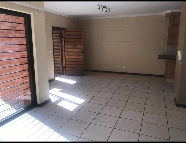 2 BEDROOM TOWNHOUSE SOLD IN MEYERSDAL